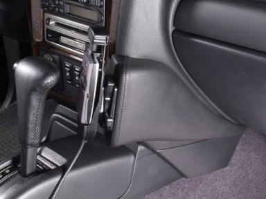 KUDA für Nissan Pathfinder ab 1.01 /Infiniti QX 4 Mobilia / Kunstleder schwarz
