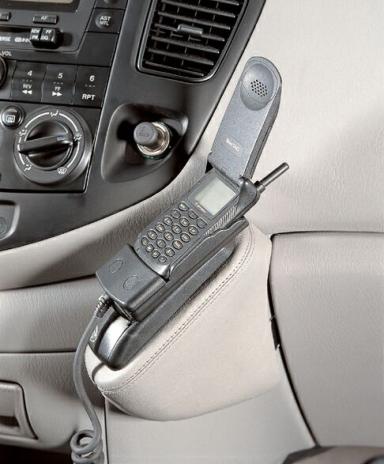 KUDA für Mazda MPV ab 11/99 Mobilia / Kunstleder schwarz