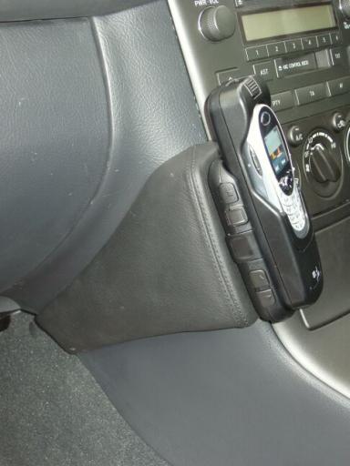 KUDA für RHD Toyota Avensis ab 04/03 u. 07/06 