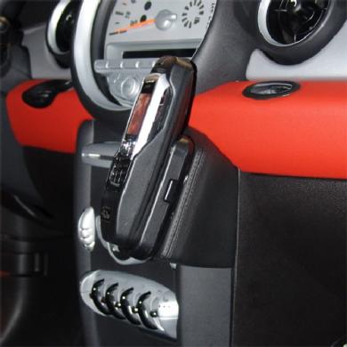 KUDA für Mini ab 2006 ohne Navi & Neues Navi (Erkennbar am dunklem CD-Schacht) 